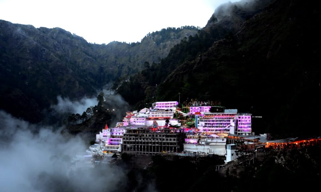 Vaishno Devi Yatra stopped